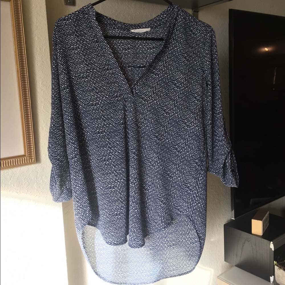 Lush Quarter Length V Neck Blouse